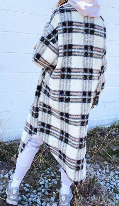 Color-Winter Women Coat Thickened Elegant Plush Loose Plaid Long Sleeved Woolen Coat-Fancey Boutique